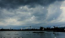 在暴风雨来临时_450字