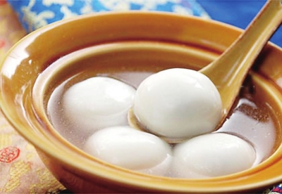 关于灯笼节的论文：灯笼节日_750字