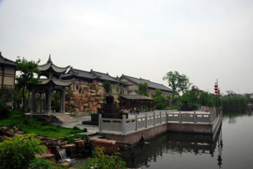 Youqi Mountain Fantasi Densini _550字
