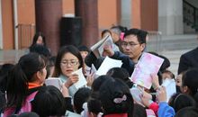 哈里哈小学公益之行_650字