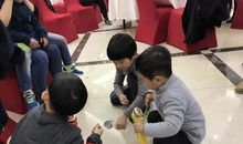 我和哥哥玩陀螺_450字