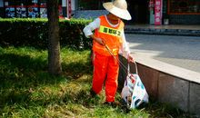 城市美容师清洁工人_400字