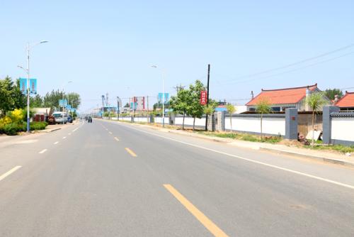 宽阔的道路_150字