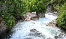 爱似涓涓细流_750字