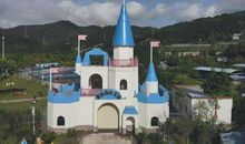 自由的童话城堡_1500字