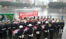 颂交警阿姨_400字