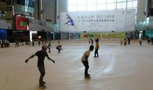 六年级作文：真冰滑冰场上的亲子梦_750字