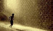 在风雨中前行_500字