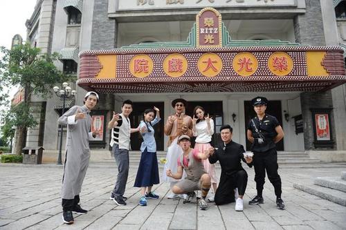 _3000字旁边的大拇指]