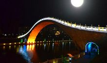 月 多少的思念与离愁？_150字