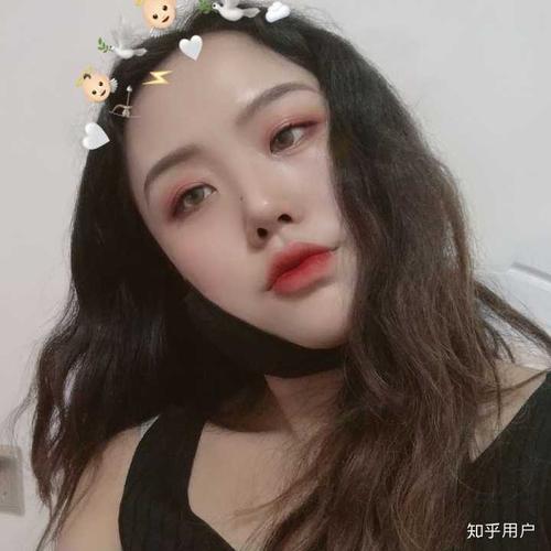 下雨后，鲜花已被禁用，香水不会被逮捕。