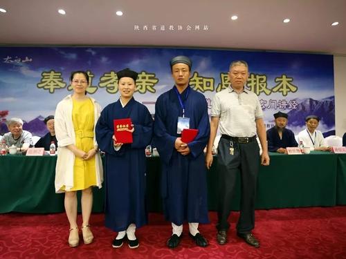 初级文章：青铜车马，让我付出贡献_800字