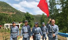 抒情哲理散文：回首长征，昂扬奋进_1200字