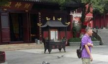 畅游穹窿山_800字