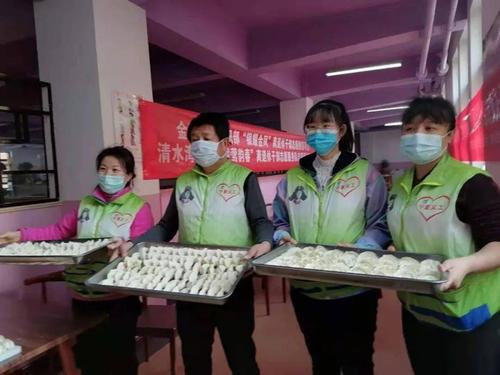 关于雷锋的成分：在我的心里雷丰_900字