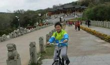 关于雷锋的作文：我们身边的小雷锋_650字