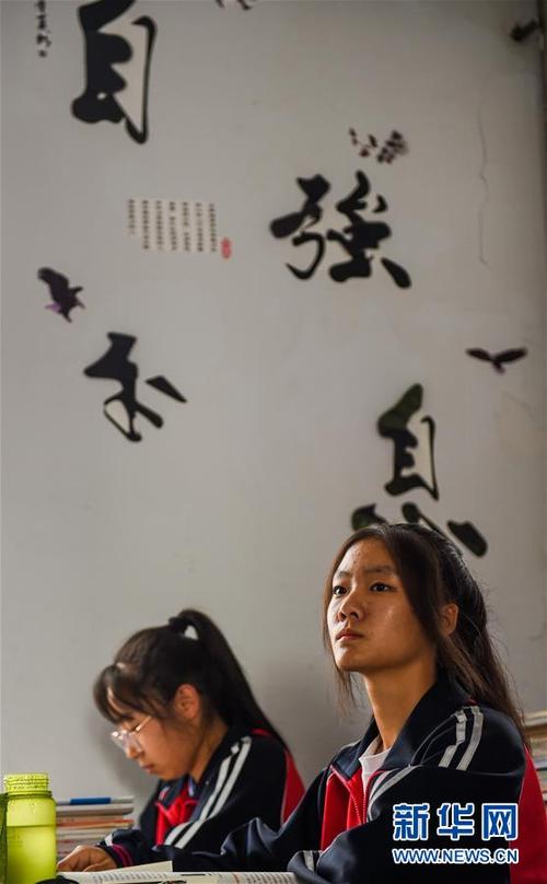 父亲，爱，光_900字