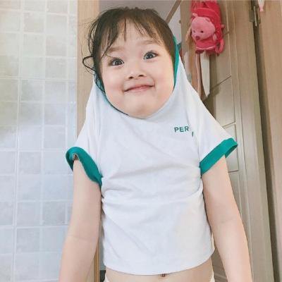 一个可爱的小男孩_300字