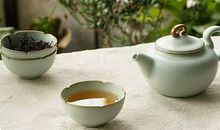 清茶一杯，书韵犹存_900字