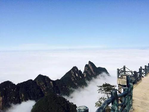 西安山旅游_700字