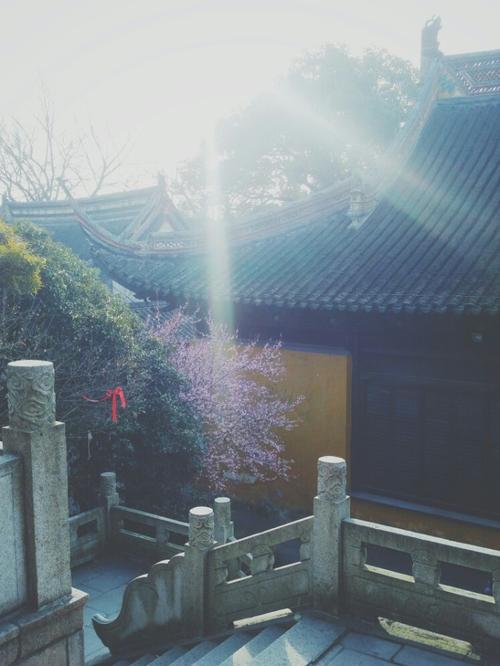 鼓，骄傲和军事热情。