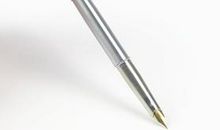 钢笔和尺子的争吵_300字