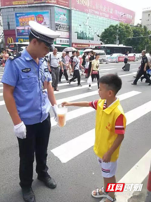 舒叔叔_2000字