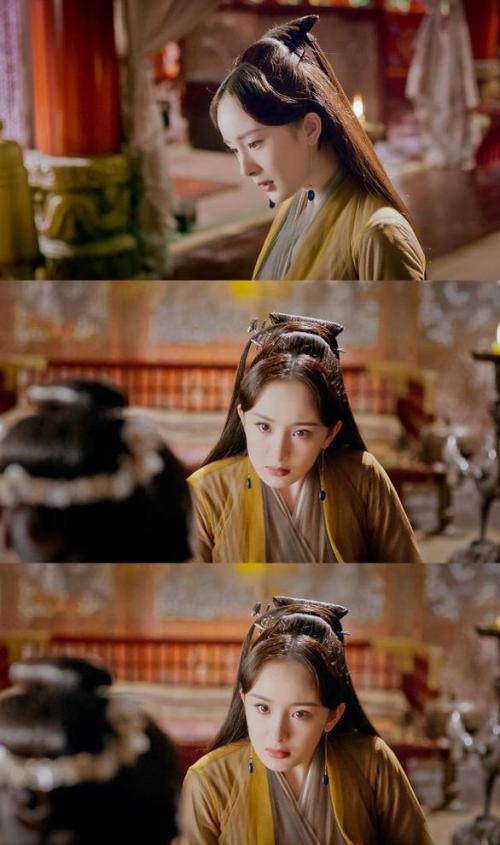 “你要杀了，来吧，来吧，给我一个快乐！”萧玉亚的蝎子砸了燕邵田。