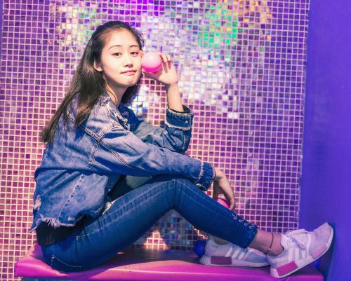 这个女孩有点酷_400字