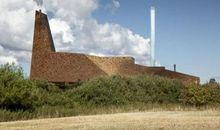 《能源之塔》 4.星球上的能源爆破_500字