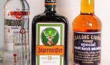 女人酒中花_600字