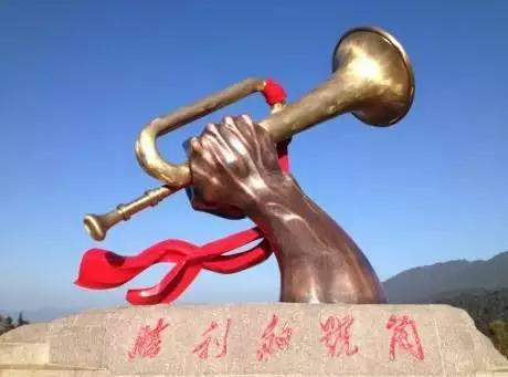 
这表明人们讨厌那些邪恶的人。