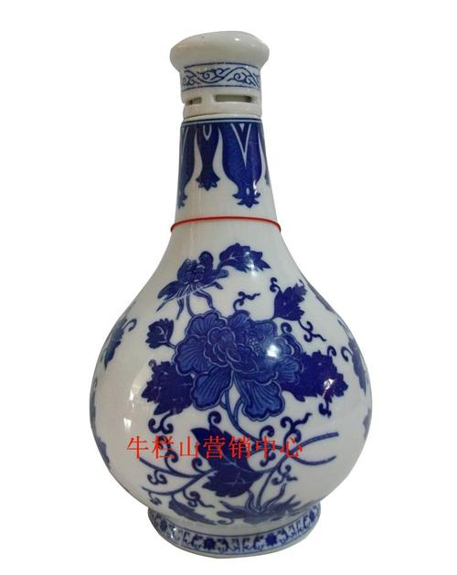 蓝色和白色瓷器_500字